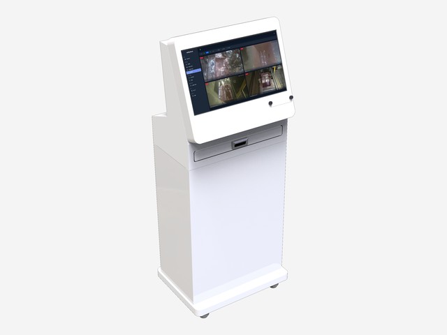 불꽃네컷 모니터링 화면이 표시된 흰색 스탠드형 키오스크, 우측 위에서 본 모습